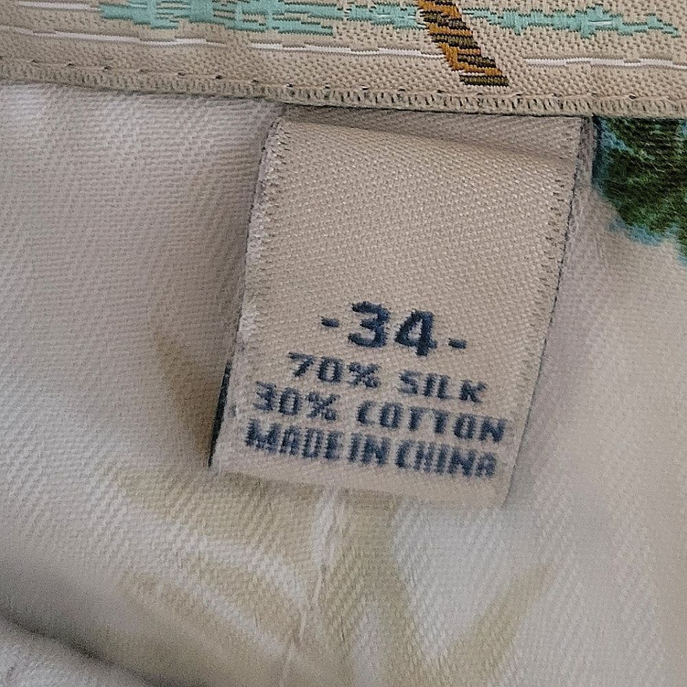 Tommy Bahama Men's Silk Cotton Light Tan Island Shores Shorts - Picture 7 of 11